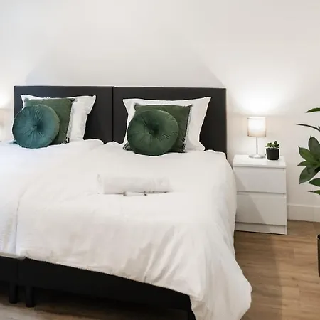 Newly Constructed W Wifi & Gourmet Kitchen * Goirle